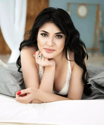 Эмилия, 27 лет, 1 размер груди